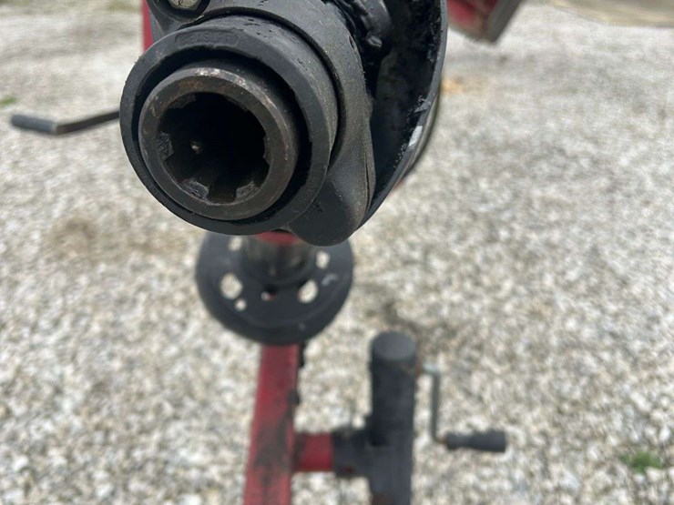 2010-hutchinson-10x60-image-2