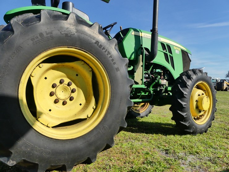 john-deere-5075e-image-8