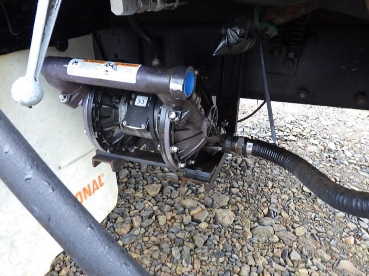 international-4900-image-21