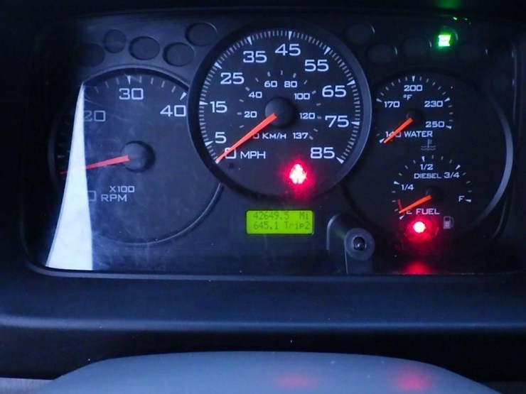 2007-ford-lcf-image-22