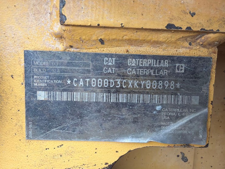 2021-caterpillar-d3-lgp-image-11