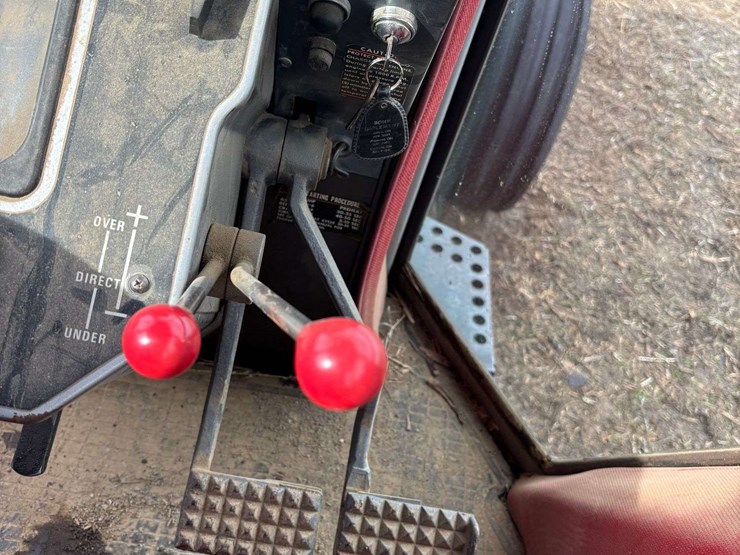 1981-white-2-135-image-15