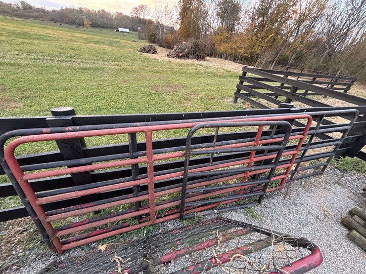 4-assorted-gates-image-4