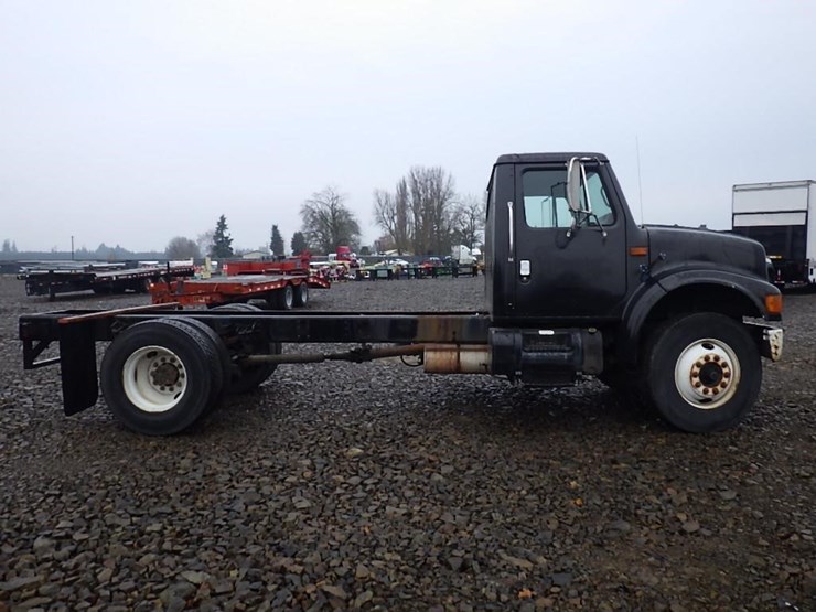 1992-international-4900-image-4