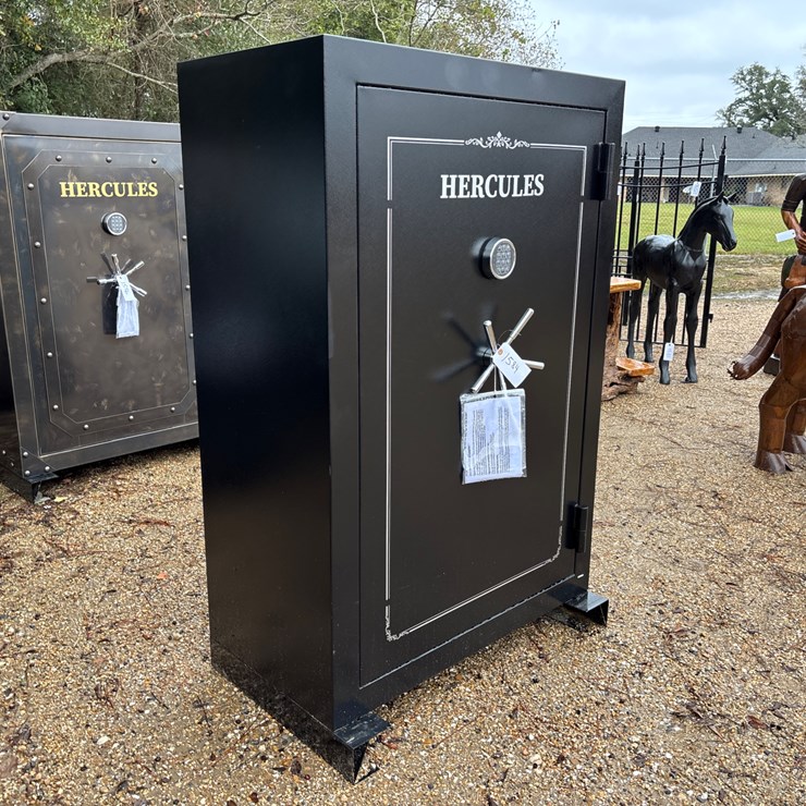 #1584 • LARGE HERCULES GUN SAFE