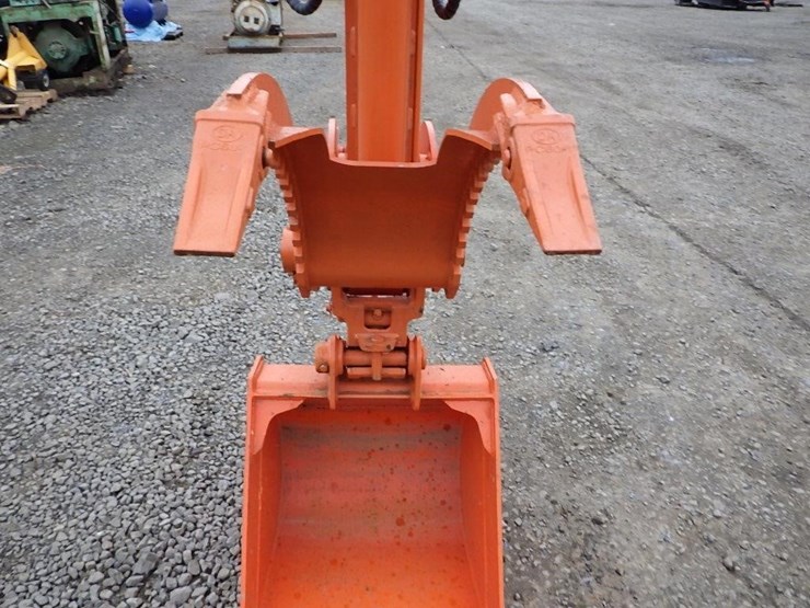 2022-doosan-sx60-9c-hydraulic-excavator-image-11