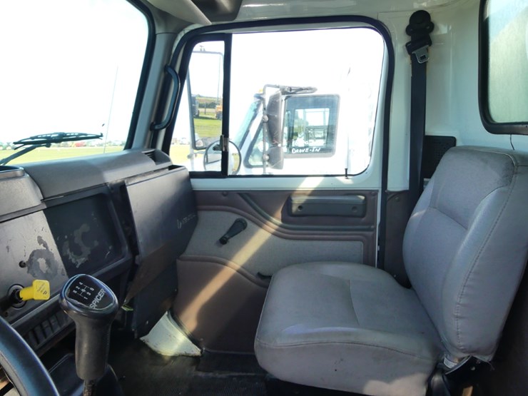 international-4800-image-13