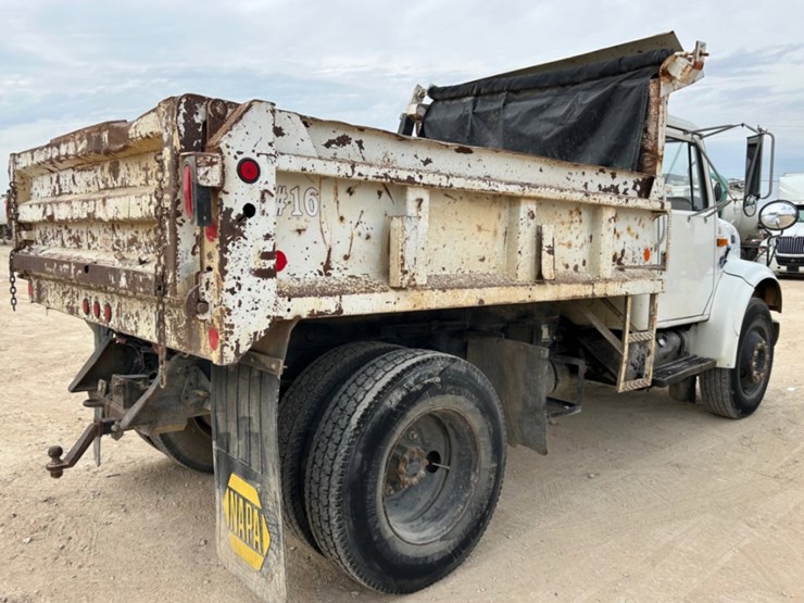 international-4700-image-5