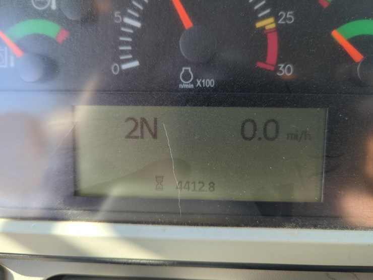 caterpillar-966m-image-17