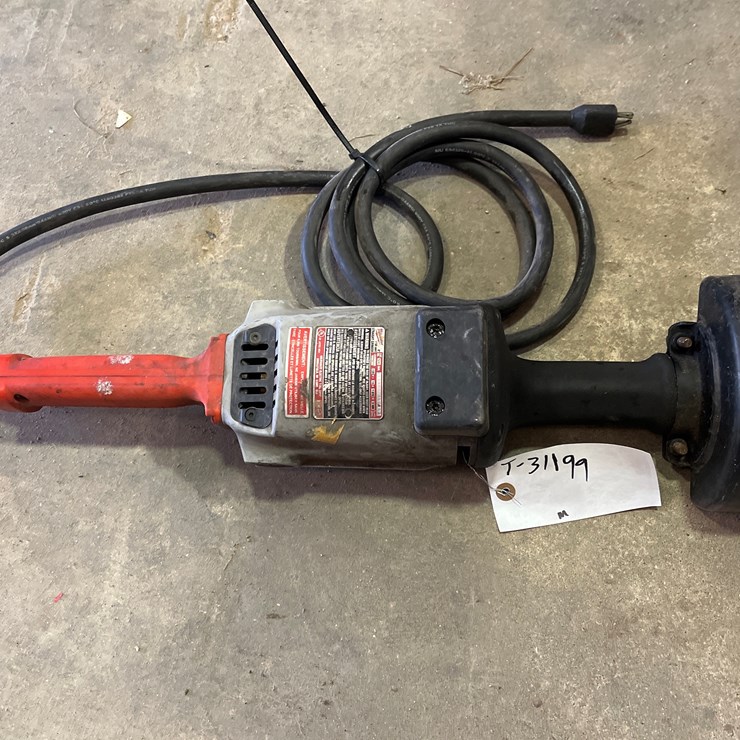 #1159 • 1 MILWAUKEE GRINDER