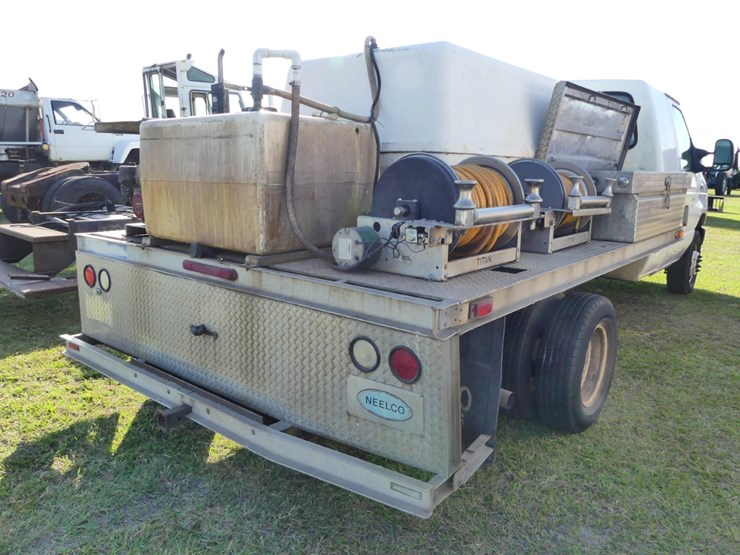 2011-ford-e450-image-3