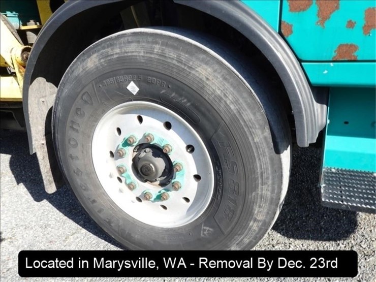 2015-wayne-curbtender-image-34