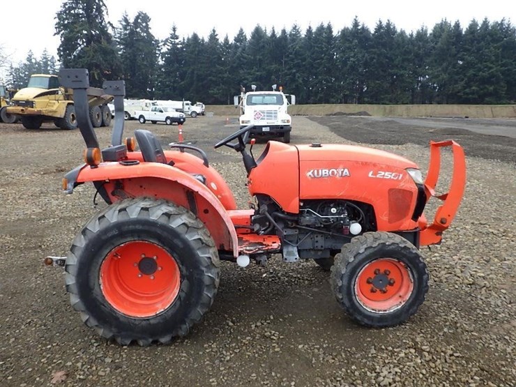 kubota-l2501-image-3