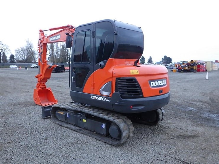2024-doosan-dx60-9c-hydraulic-excavator-image-5