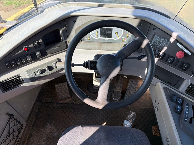 2015-volvo-a40g-image-13