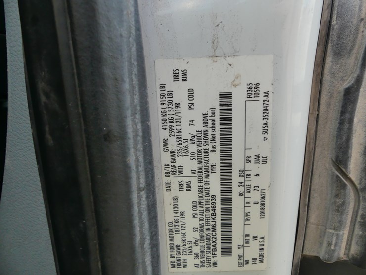 2018-ford-transit-image-16