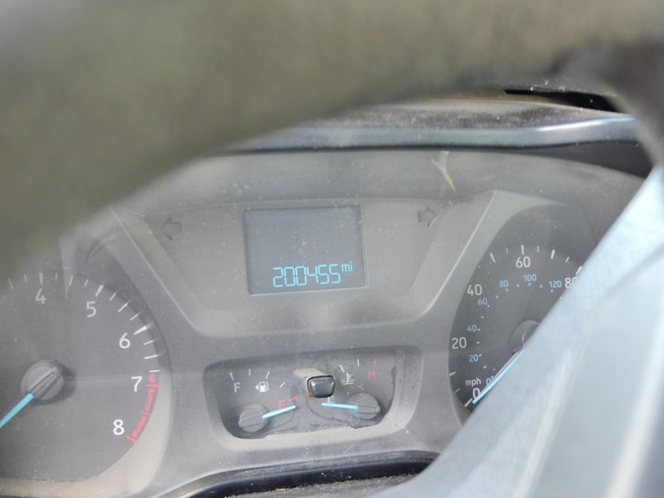 2017-ford-transit-image-13