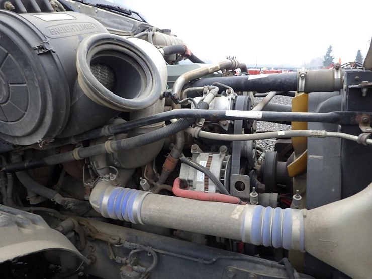 2005-freightliner-columbia-t/a-truck-tractor-image-15