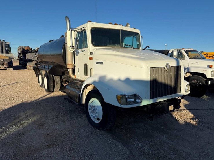 1998-international-9100-image-2