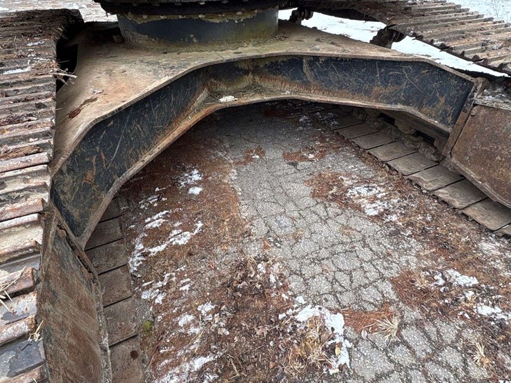 deere-230-lc-image-25