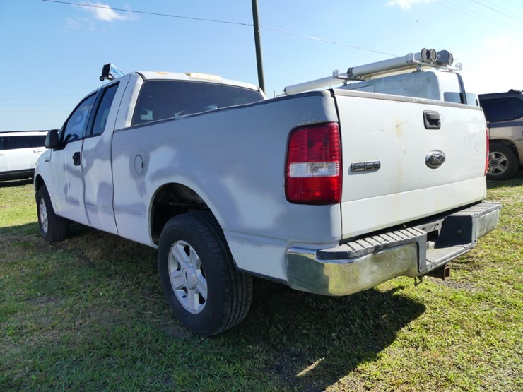2004-ford-f150-xlt-image-3