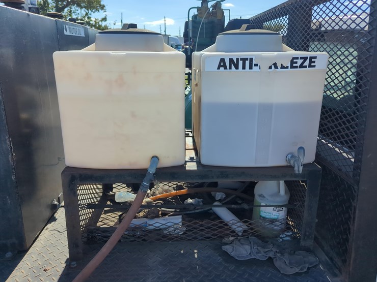 ford-f550-xl-image-7