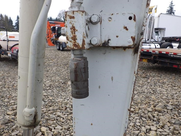 takeuchi-tb230-image-11