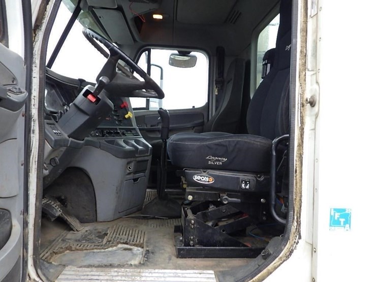 2005-freightliner-columbia-t/a-truck-tractor-image-20