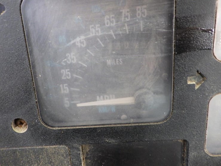 international-4700-image-32