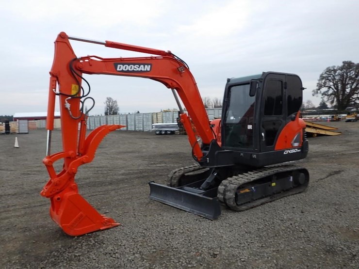 2024-doosan-dx60-9c-hydraulic-excavator-image-1