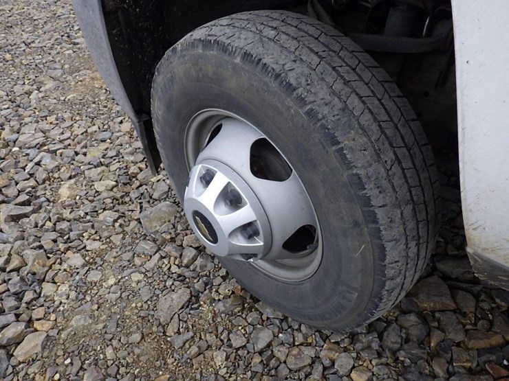 chevrolet-3500-image-19