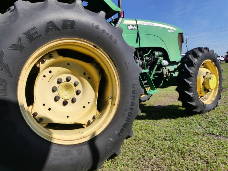 john-deere-5075e-image-8