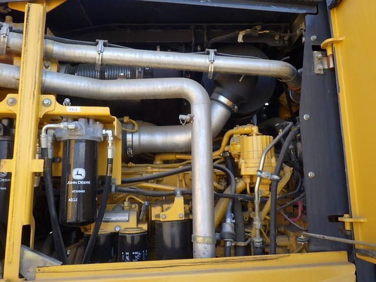 2012-deere-672gp-image-35