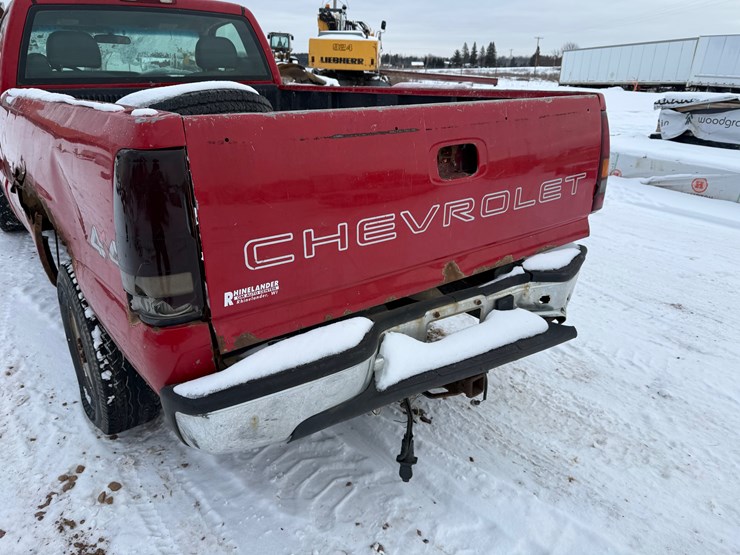 2003-chevrolet-2500-image-33