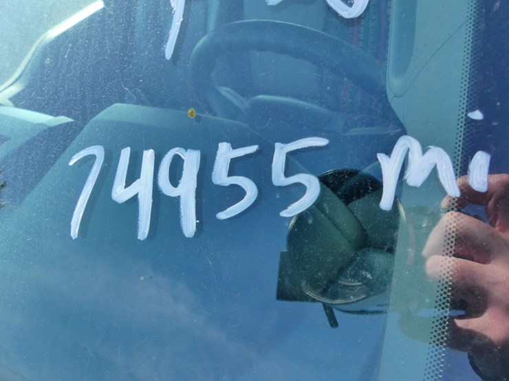 2020-ford-f150-xl-image-14