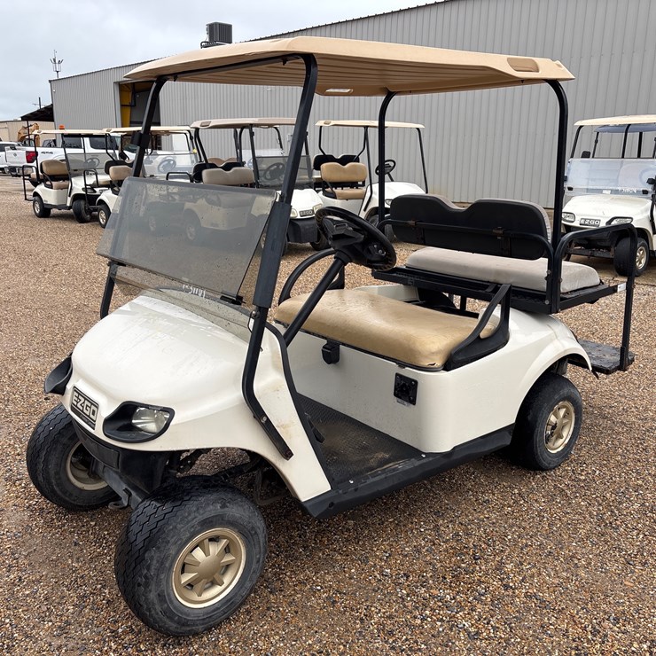 #69 • 2019 EZ GO TX2 GOLF CART | NO TITLE