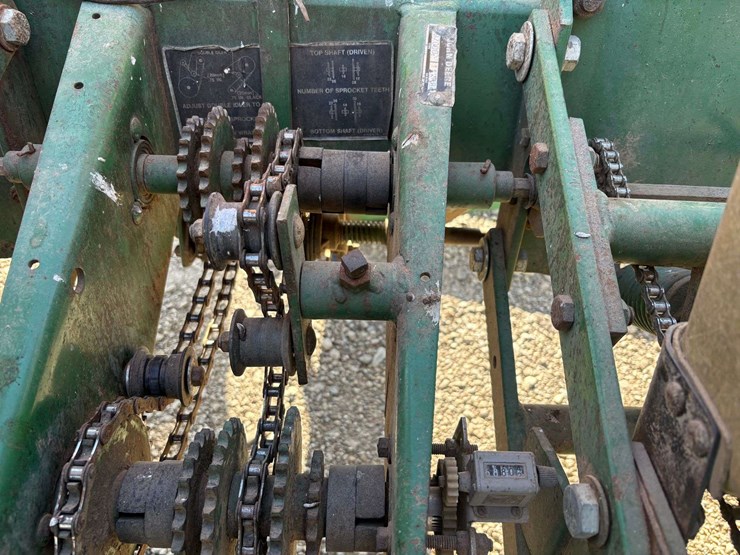 john-deere-7000-image-17