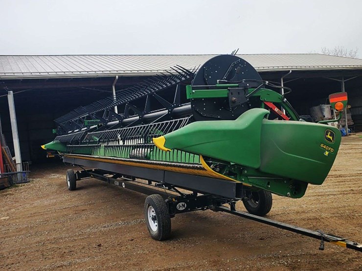 2018-john-deere-640fd-image-1