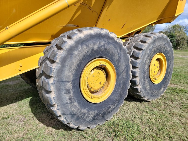 2022-bell-b45e-image-7