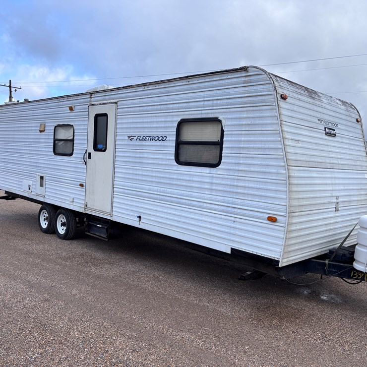 #1321 • 2005 FLEETWOOD MORGAN CAMPER | TITLE DELAY