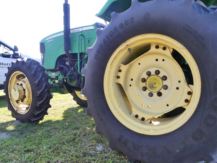 john-deere-5075e-image-9