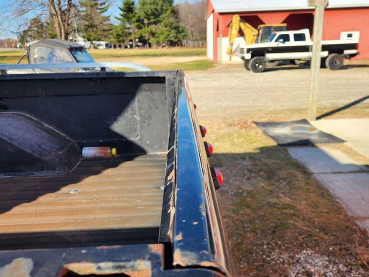 1988-gmc-sierra-3500-image-3