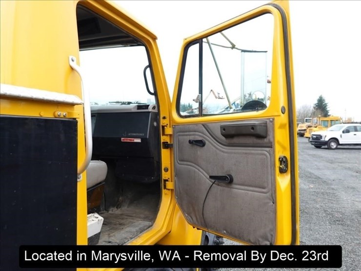 1999-international-4700-image-6