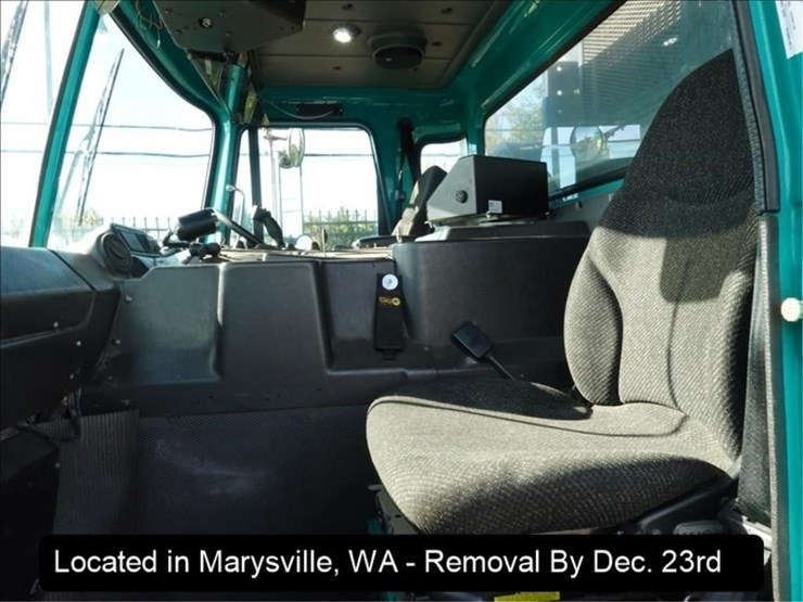 2015-wayne-curbtender-image-15