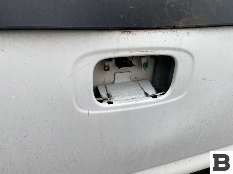 2006-gmc-sierra-2500-image-23