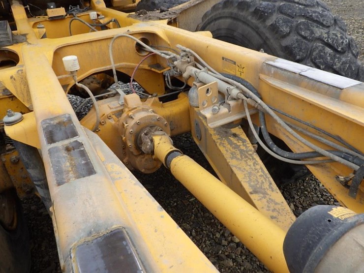 2005-volvo-a35d-image-16