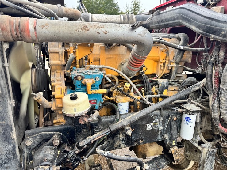 2003-peterbilt-379-image-13