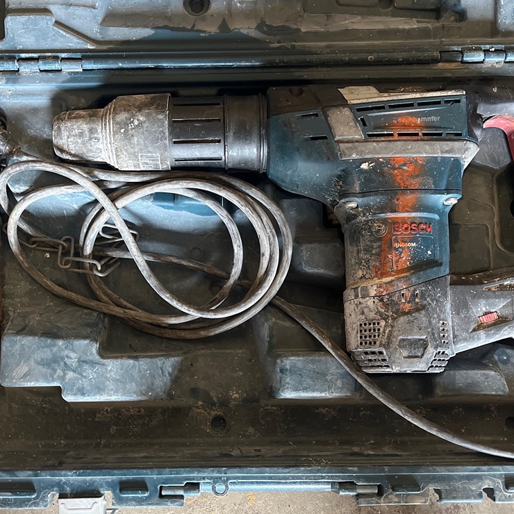 #1158 • BOSCH HEAVY DUTY HAMMER DRILL