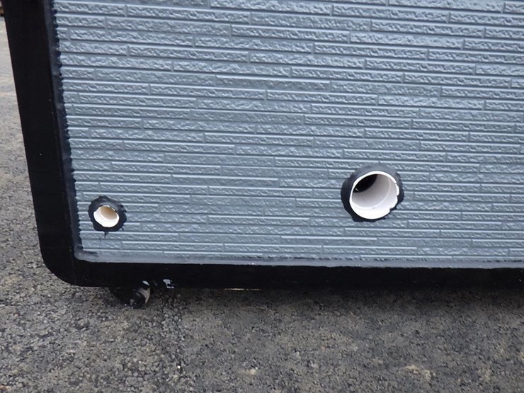 portable-toilet-w/-shower-image-6