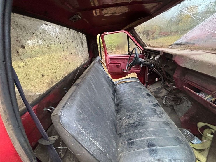 1980-ford-f350-image-24